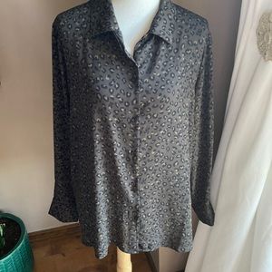 Beautiful leopard print blouse